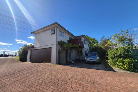 Photo of property in 2/227 Sunset Road, Sunnynook, Auckland, 0632