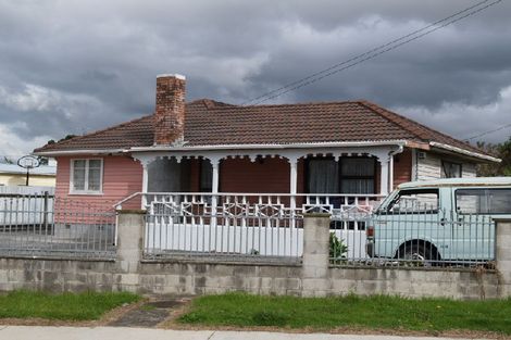 Photo of property in 4 Parker Crescent, Otara, Auckland, 2023