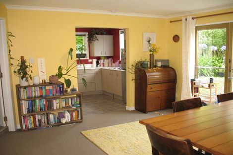 Photo of property in 12 Cheshire Street, Wilton, Wellington, 6012