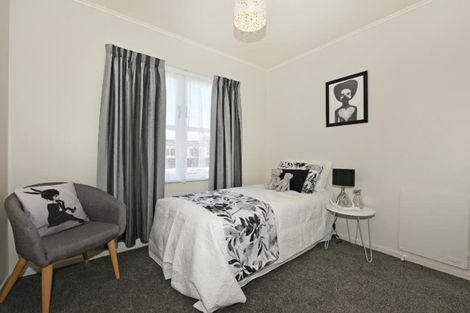 Photo of property in 16 Longfellow Street, Trentham, Upper Hutt, 5018