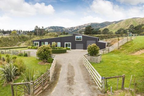 Photo of property in 165 Albert Road, Tokomaru, Palmerston North, 4474