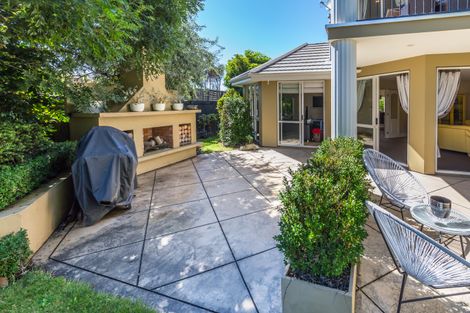 Photo of property in 6 Leabridge Mews, Harewood, Christchurch, 8051