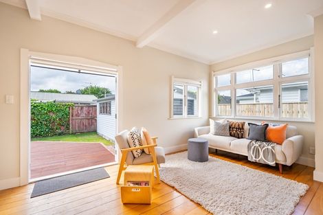 Photo of property in 54a Wilford Street, Wallaceville, Upper Hutt, 5018