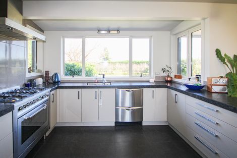 Photo of property in 214 Ferry Road, Richmond, Oamaru, 9494