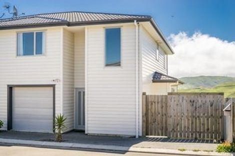 Photo of property in 223 Mark Avenue, Grenada Village, Wellington, 6037