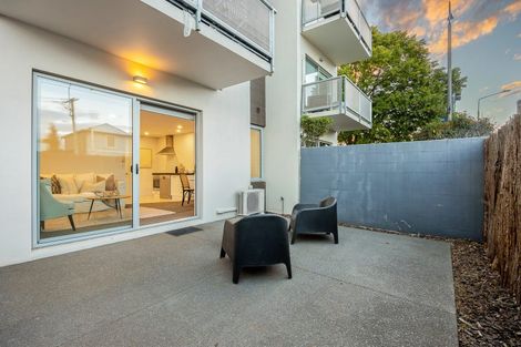 Photo of property in 2/318 Barbadoes Street, Christchurch Central, Christchurch, 8011