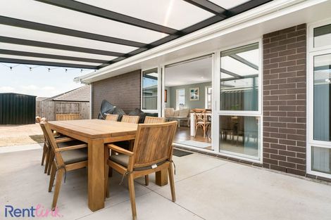 Photo of property in 32 Trans Tasman Way, Pyes Pa, Tauranga, 3112