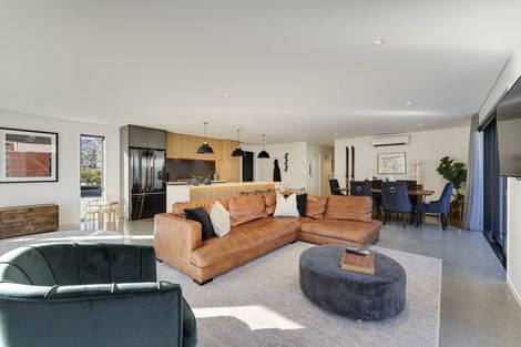 Photo of property in 30 Flynn Lane, Arrowtown, 9302