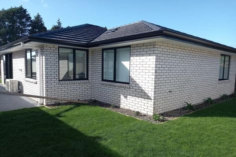 Photo of property in 529b Mangorei Road, Highlands Park, New Plymouth, 4312