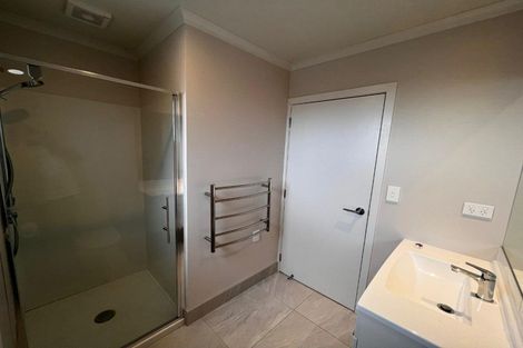 Photo of property in 91c Hobsonville Point Road, Hobsonville, Auckland, 0616