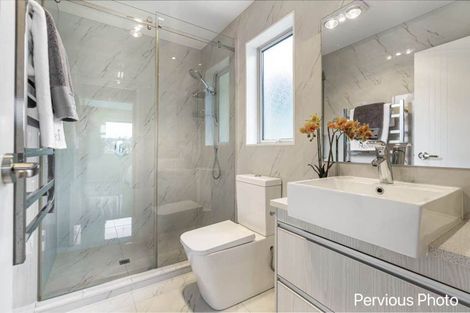 Photo of property in 18 Celeste Place, Totara Vale, Auckland, 0627