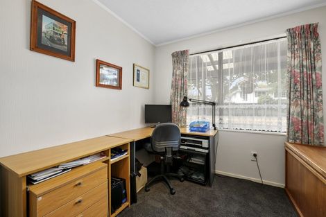 Photo of property in 77 Gemstone Drive, Birchville, Upper Hutt, 5018