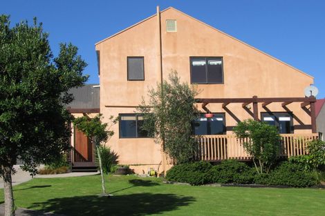 Photo of property in 12 View Ridge Drive, Ranui, Auckland, 0612