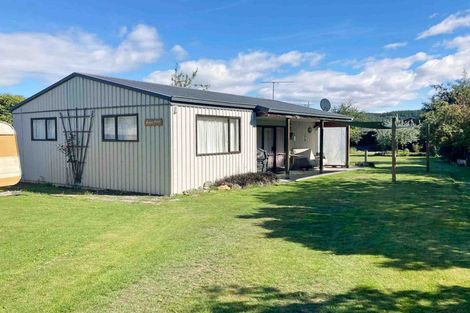 Photo of property in 13 Scotswood Street, Waikaia, 9778