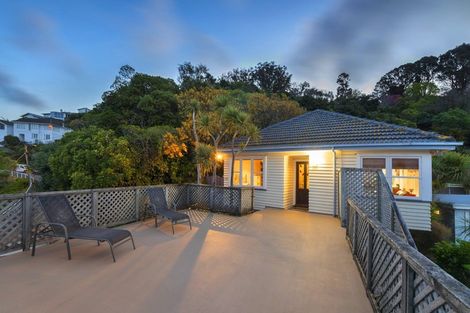 Photo of property in 118 Duncan Terrace, Kilbirnie, Wellington, 6022