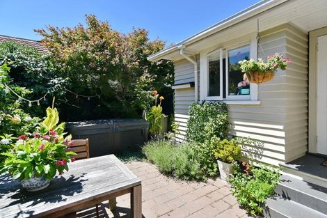 Photo of property in 1/2 Barrington Street, Somerfield, Christchurch, 8024