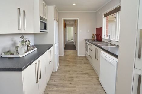 Photo of property in 84 Pohutukawa Drive, Pukete, Hamilton, 3200