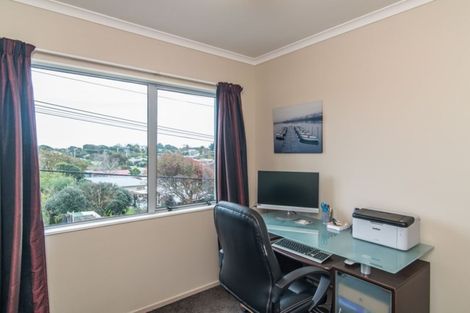 Photo of property in 126 Matai Road, Raumati South, Paraparaumu, 5032