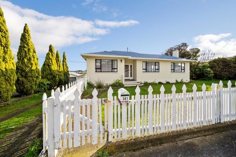 Photo of property in 301 High Street, Eltham, 4322