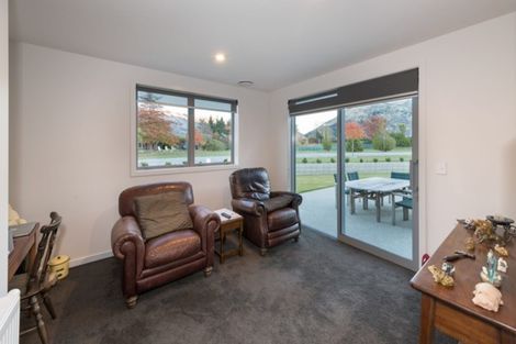 Photo of property in 1 Parkview Street, Wanaka, 9382
