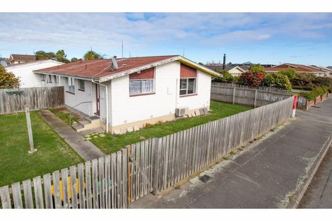 Photo of property in 1/90 Charles Street, Waltham, Christchurch, 8011