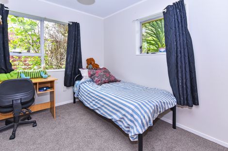 Photo of property in 2/11 Berwyn Avenue, Takanini, 2112