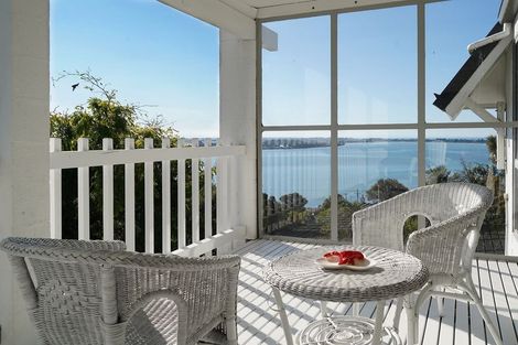 Photo of property in 26 Seamount Terrace, Mount Pleasant, Christchurch, 8081