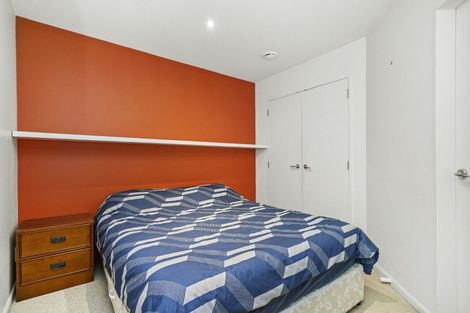 Photo of property in 4e/5 Kent Terrace, Mount Victoria, Wellington, 6011