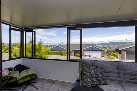 Photo of property in 83 Harvey Street, Waipahihi, Taupo, 3330