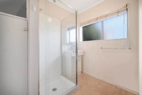 Photo of property in 2/31 Bowater Place, Manurewa, Auckland, 2102