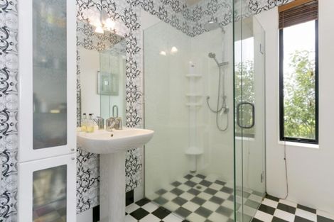 Photo of property in 50 Highland Drive, Acacia Bay, Taupo, 3385