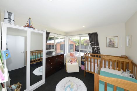 Photo of property in 6 Elwyn Place, Avonhead, Christchurch, 8042