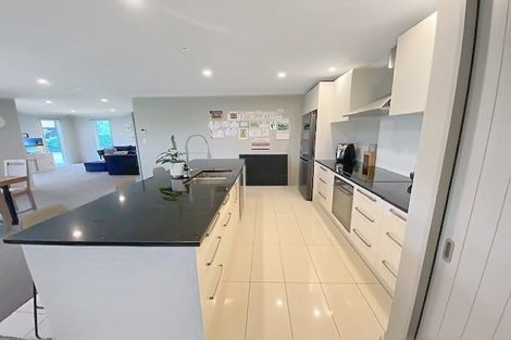 Photo of property in 2 Binyon Place, Rolleston, 7614