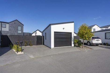 Photo of property in 15 Eminence Drive, Northwood, Christchurch, 8051