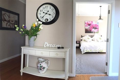 Photo of property in 20 Lee Road, Taradale, Napier, 4112