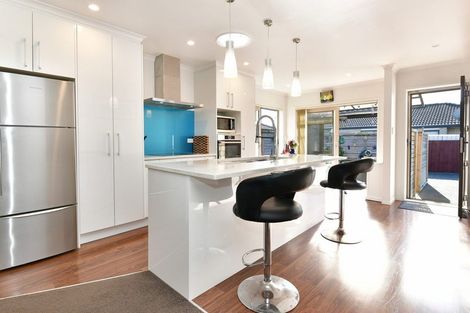 Photo of property in 43a Doment Crescent, Orewa, 0931