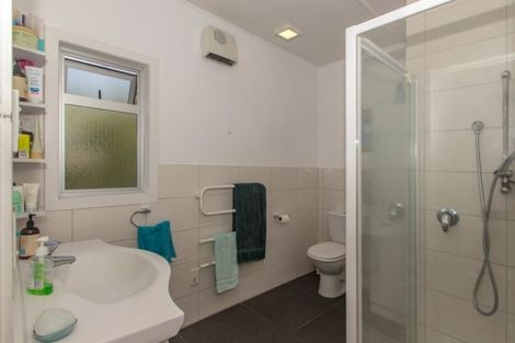 Photo of property in 16 Laurent Place, Greenmeadows, Napier, 4112