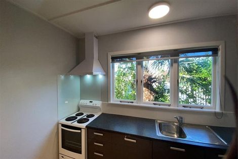 Photo of property in 913 Heretaunga Street East, Parkvale, Hastings, 4122