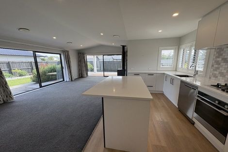 Photo of property in 11 Peony Drive, Greytown, 5712