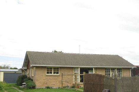 Photo of property in 17 Collins Drive, Waikuku Beach, 7402