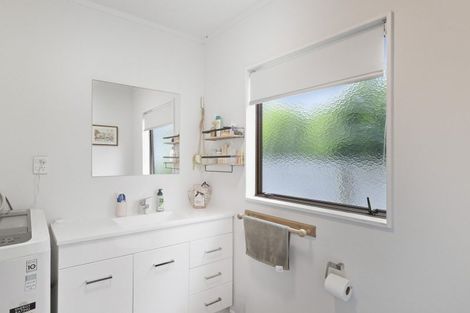 Photo of property in 70a Matatua Road, Raumati Beach, Paraparaumu, 5032