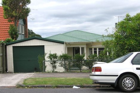 Photo of property in 16 Sefton Avenue, Grey Lynn, Auckland, 1021