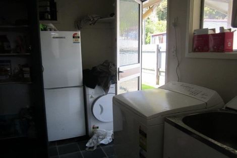 Photo of property in 22 Cron Avenue, Te Atatu South, Auckland, 0610
