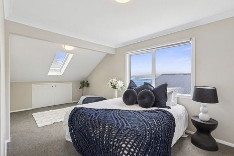 Photo of property in 156 Paremata Road, Paremata, Porirua, 5024