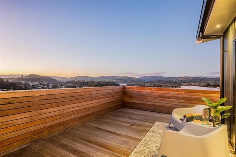 Photo of property in 65 Exploration Way, Whitby, Porirua, 5024