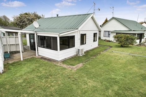 Photo of property in 8b Kingfisher Way, Te Kowhai, Hamilton, 3288