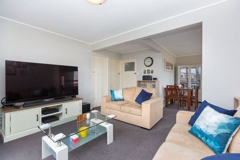 Photo of property in 51 Upjohn Street, Brooklands, New Plymouth, 4310