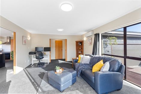 Photo of property in 16 The Avenue, Paraparaumu Beach, Paraparaumu, 5032