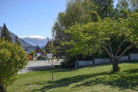Photo of property in 24 Kowhai Drive, Wanaka, 9305