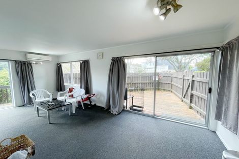 Photo of property in 38 Neal Avenue, Glenfield, Auckland, 0629